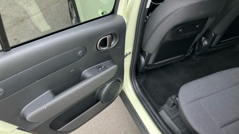 Hyundai INSTER 85kW 02 49kWh 5dr Auto Electric Hatchback